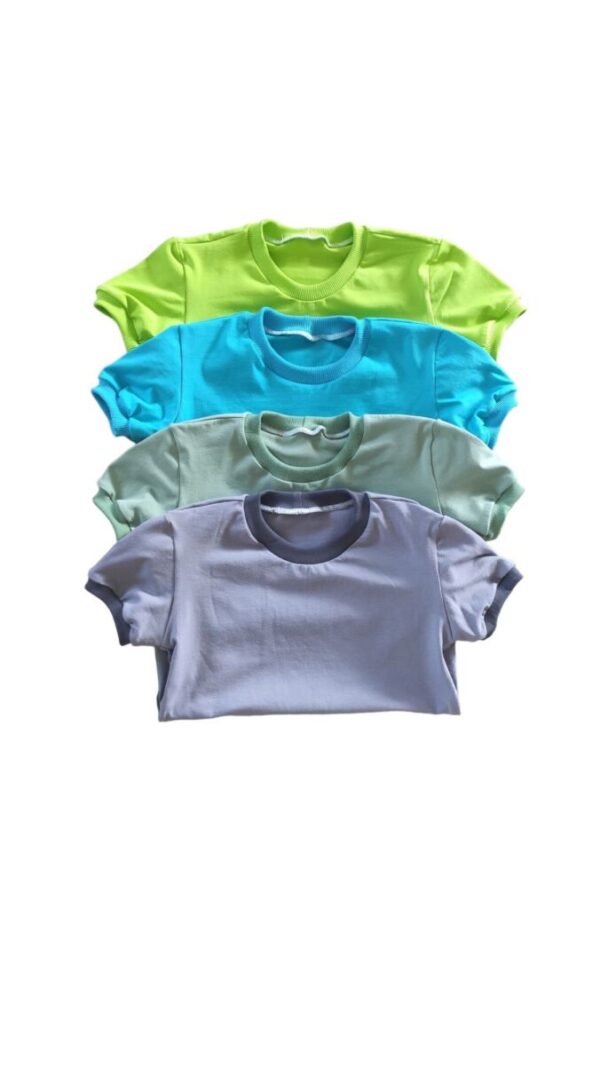 T-shirt dziecięcy kolory